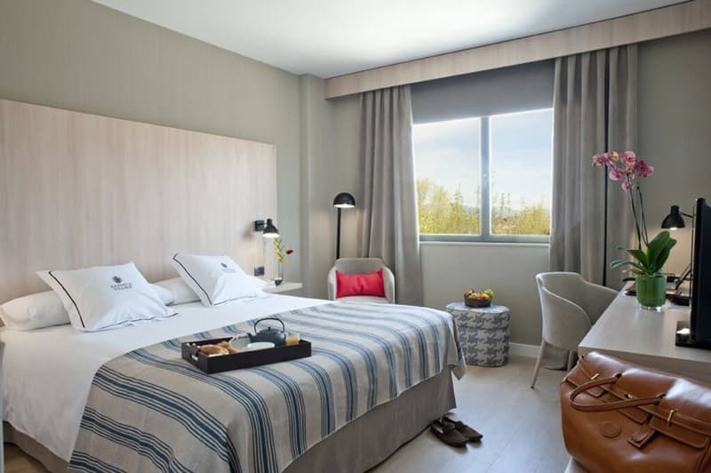 Hotel Aravaca Village 4