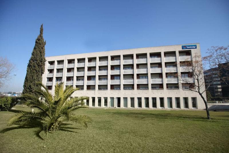 Hotel Travelodge Barcelona del Valles 2