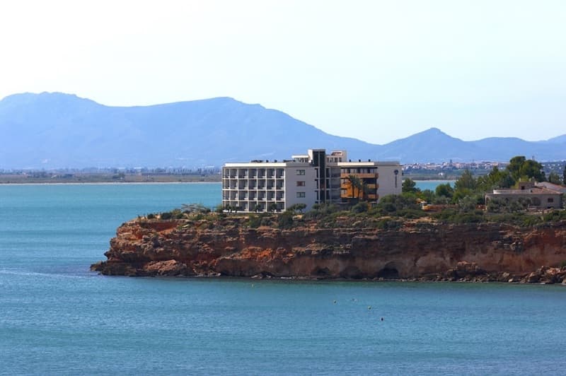 Fergus Cap Roig 2
