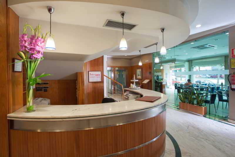 Hotel Ciudad De Compostela 5