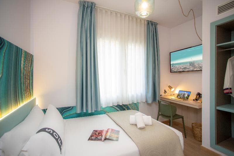 Hotel Medium Prisma 2
