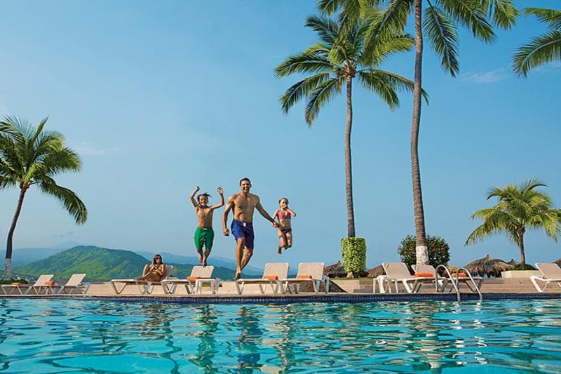 Sunscape Puerto Vallarta Resort and Spa 3