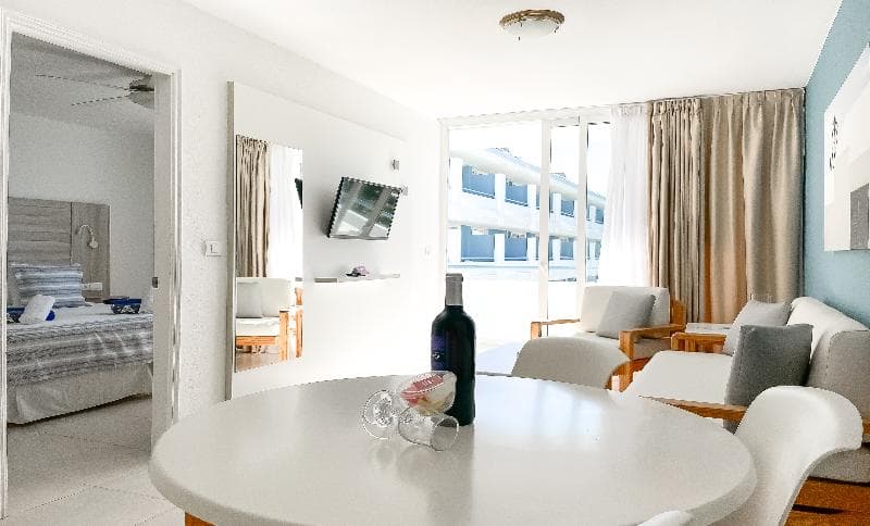 Aparthotel Playa Del Sol - Adults Only 4