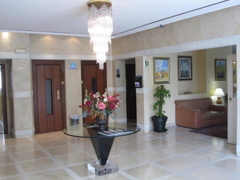 Ona Marbella Inn 5