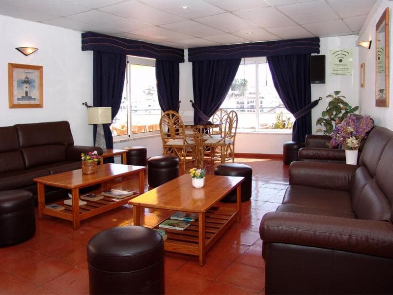 Apartamentos Turísticos Regina 3