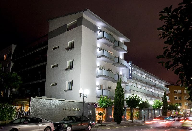 Hotel Astari 4