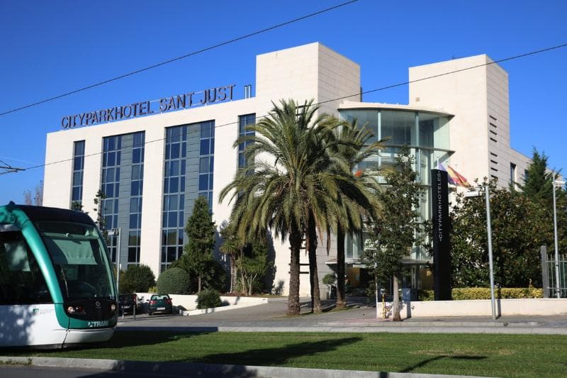 Hotel HLG CityPark Sant Just 3