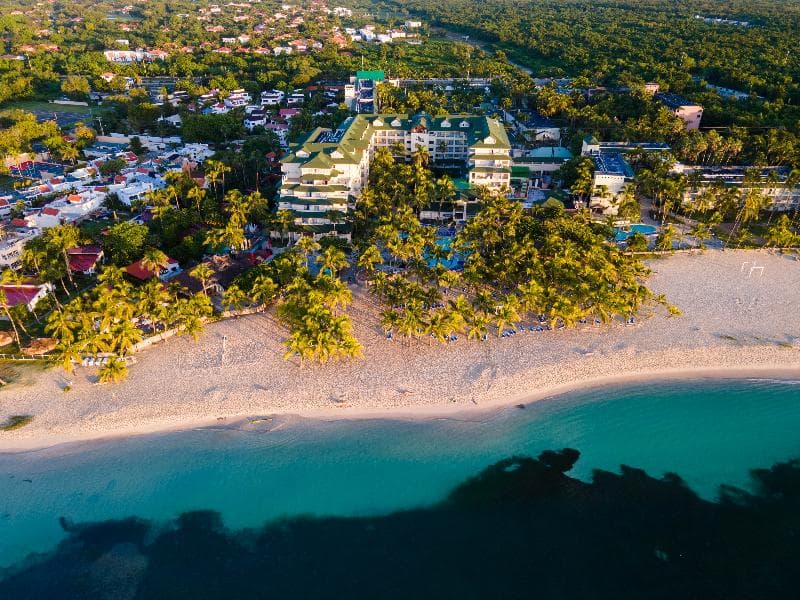 Coral Costa Caribe Beach Resort photo 1