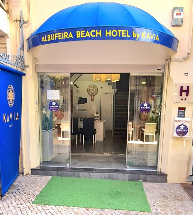 Albufeira Beach Hotel 3