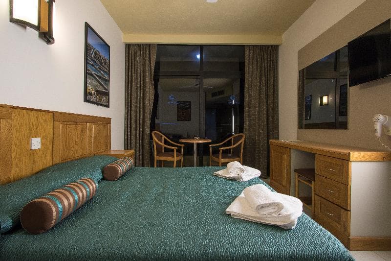 Canifor Hotel 4