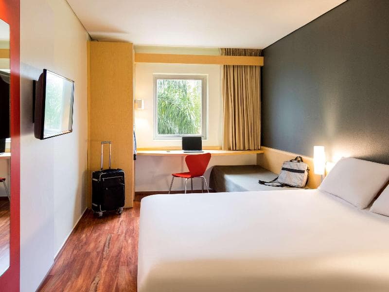 Ibis Monterrey Valle Hotel 4
