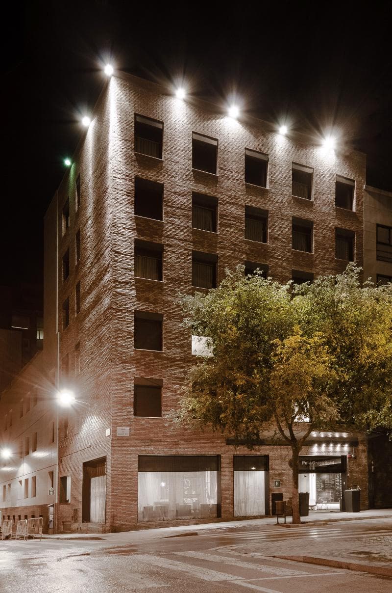 Pol and Grace Hotel (Ex-Guillermo Tell) 4