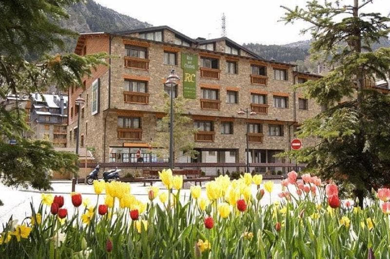 Apartamentos Turísticos Roc Del Castell main