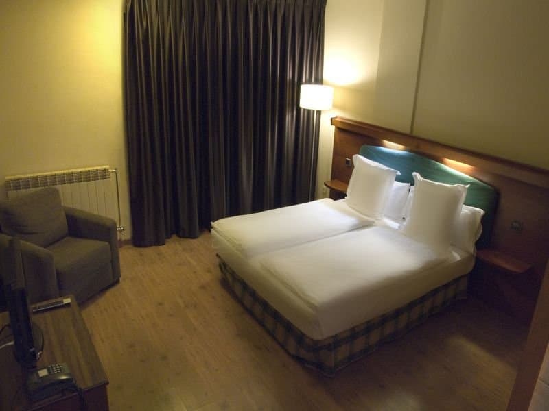 Anyos Park Aparthotel 5