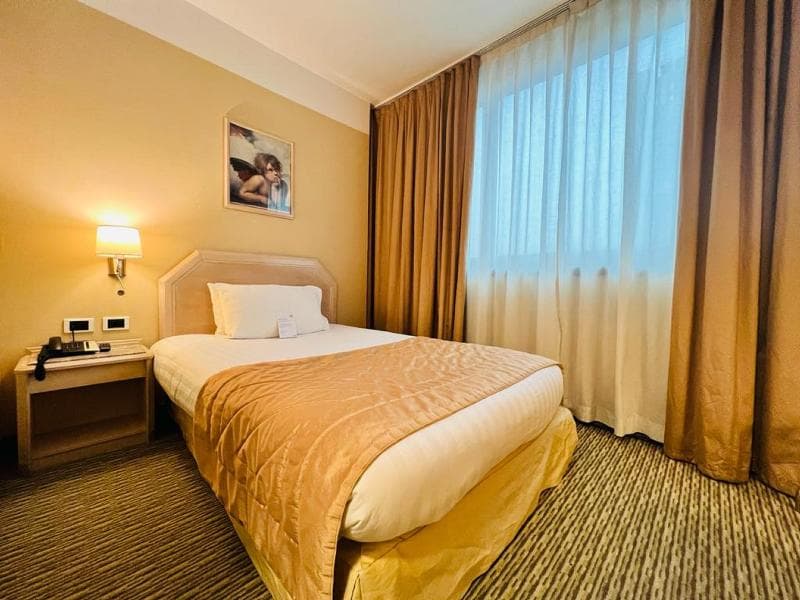 Holiday Inn Naples photo 1