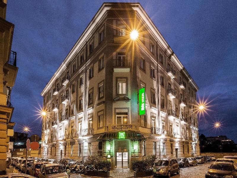 Ibis Styles Napoli Garibaldi photo 1