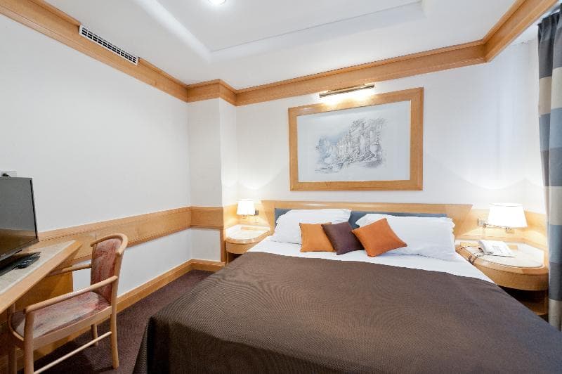 White Hotel 5
