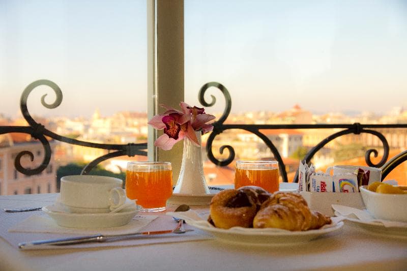 Marcella Royal Hotel - Rooftop Garden 3