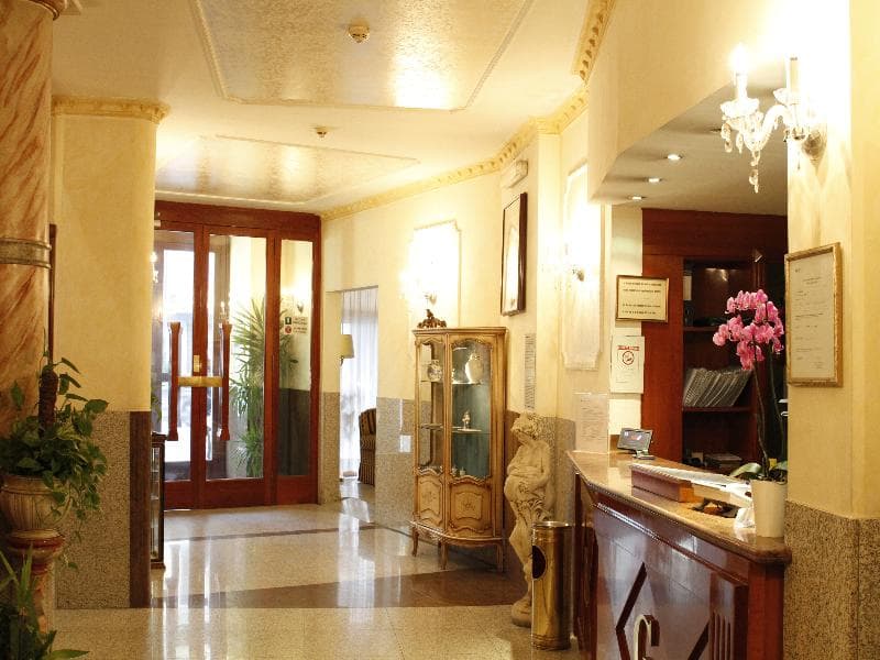 Hotel Genio 4