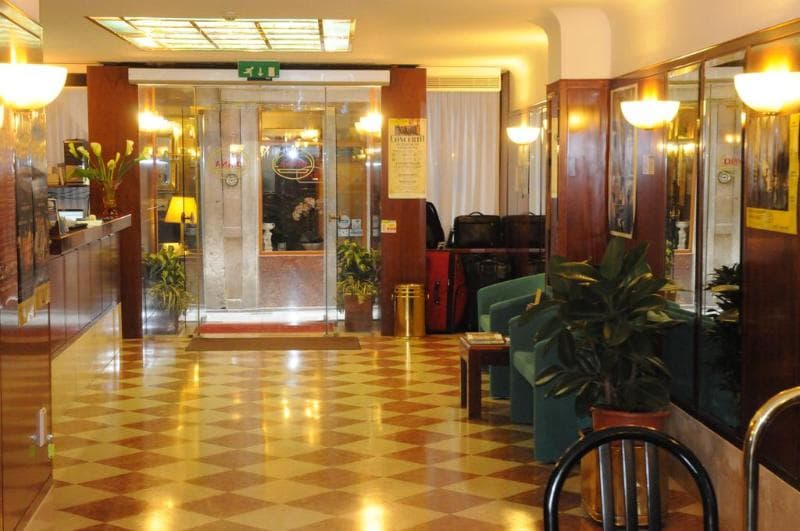 Hotel Diana Venice 5