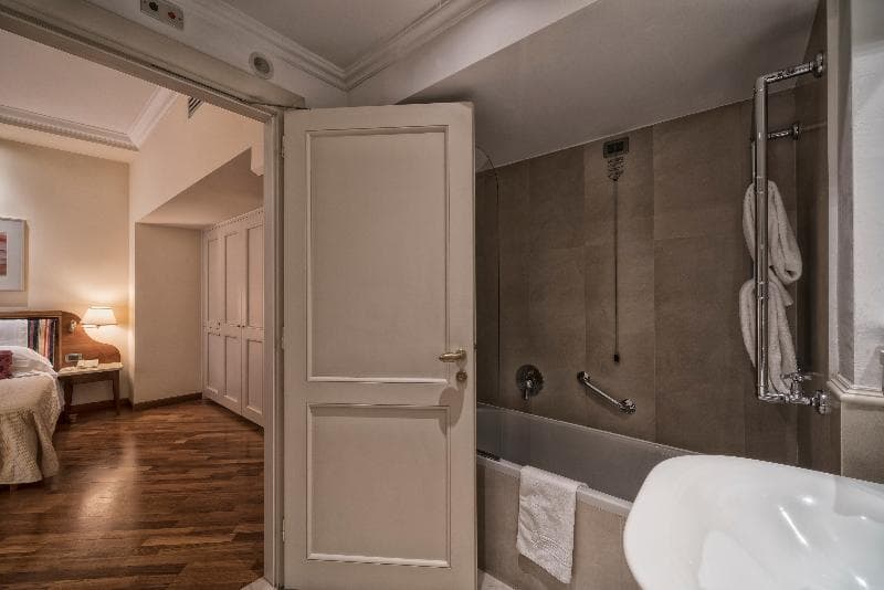 B&B HOTEL Firenze Laurus al Duomo 5