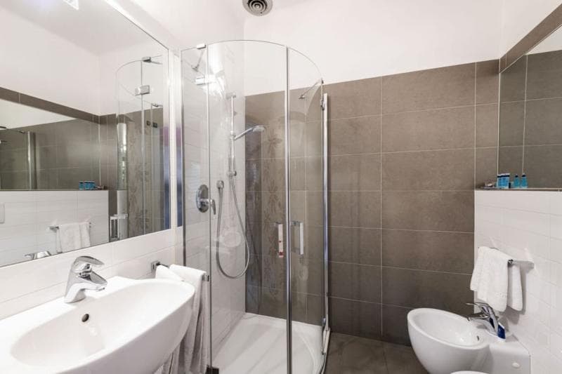 Metropole Suisse 3
