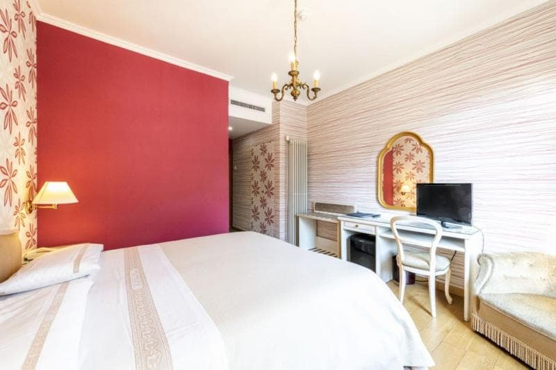 Metropole Suisse 4