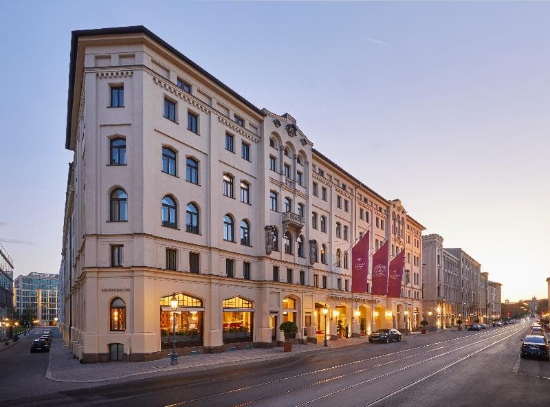 Hotel Vier Jahreszeiten Kempinski photo 1