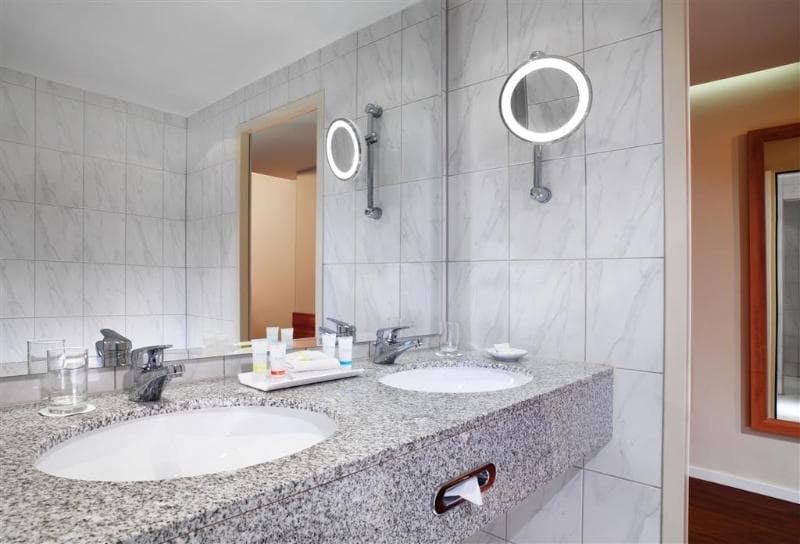 Four Points By Sheraton Munich Central 5
