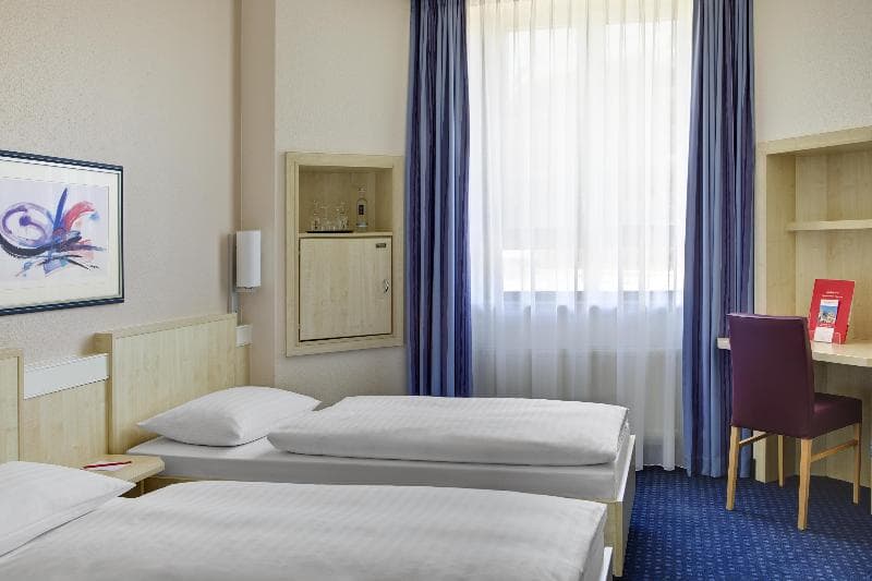 rugs HOTEL Augsburg City 4