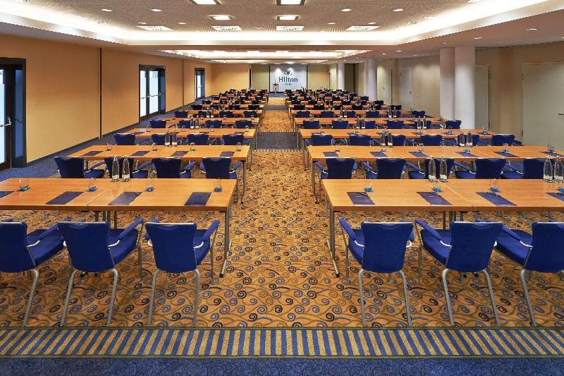 Dorint Hotel Bonn photo 1