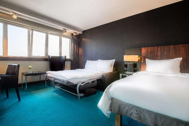 Radisson Blu Hotel, Hamburg 3