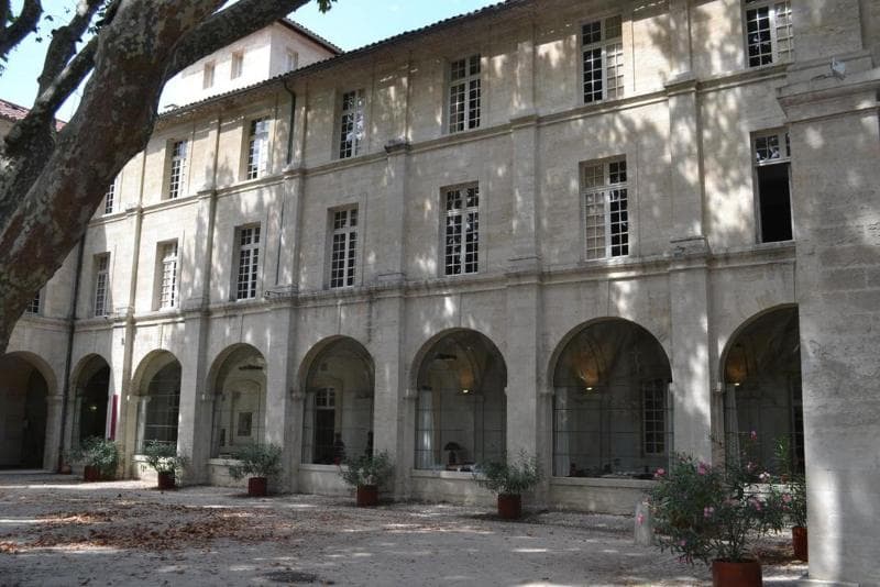 Hôtel Cloître Saint-Louis 2