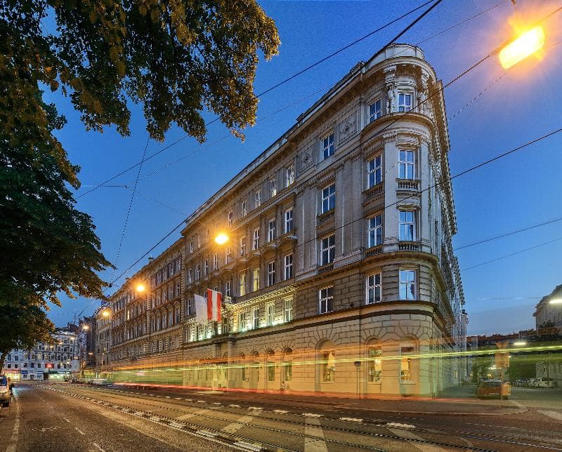 Bellevue Hotel 4
