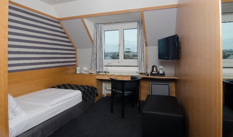 Holiday Inn Vienna City 5