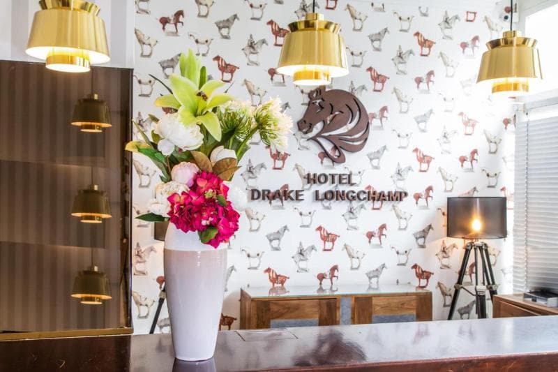 Drake Longchamp Hotel 5