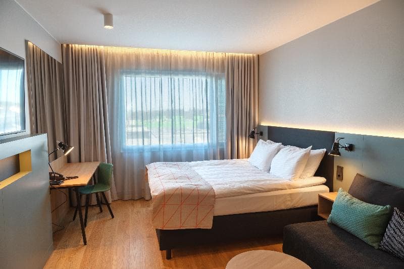 Holiday Inn Helsinki Exhibition & Convention Center 3