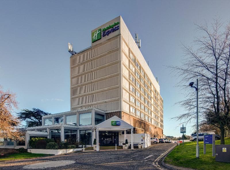 Holiday Inn Edinburgh - City West 4