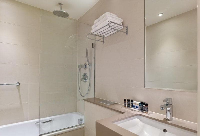 Norfolk Towers Paddington Hotel 3