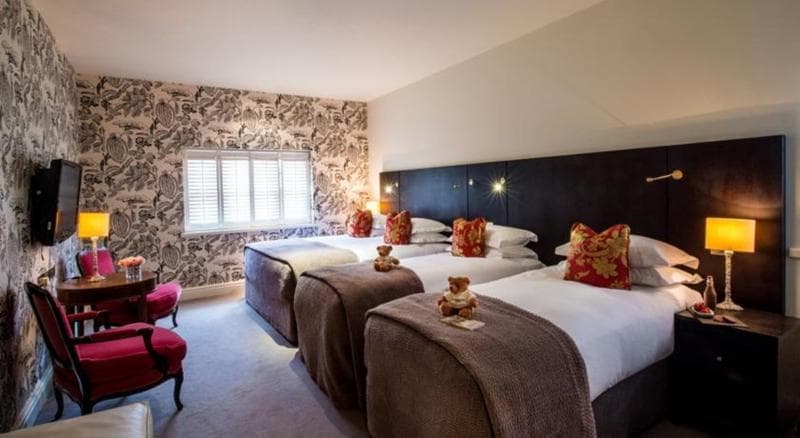 The Kensington Hotel 3