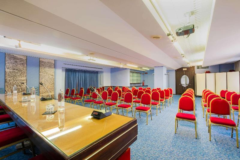Quality Hotel Delfino Venezia Mestre photo 89