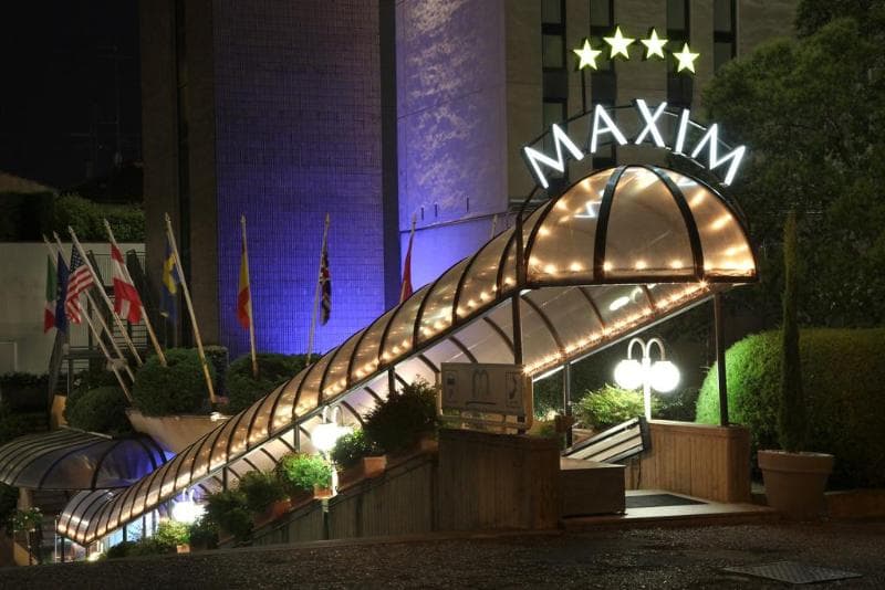 Maxim 1