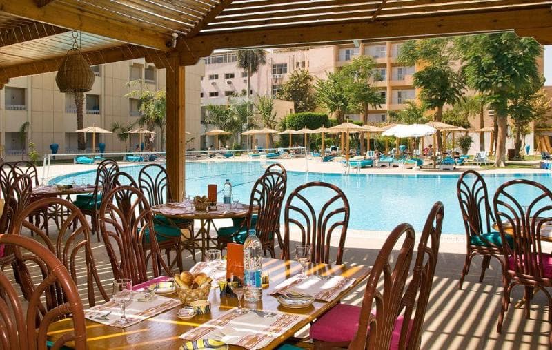 Aracan Eatabe Luxor Hotel 3