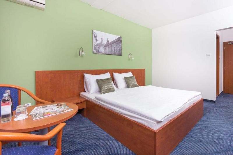 Bratislava Hotel & Congress Centre 5
