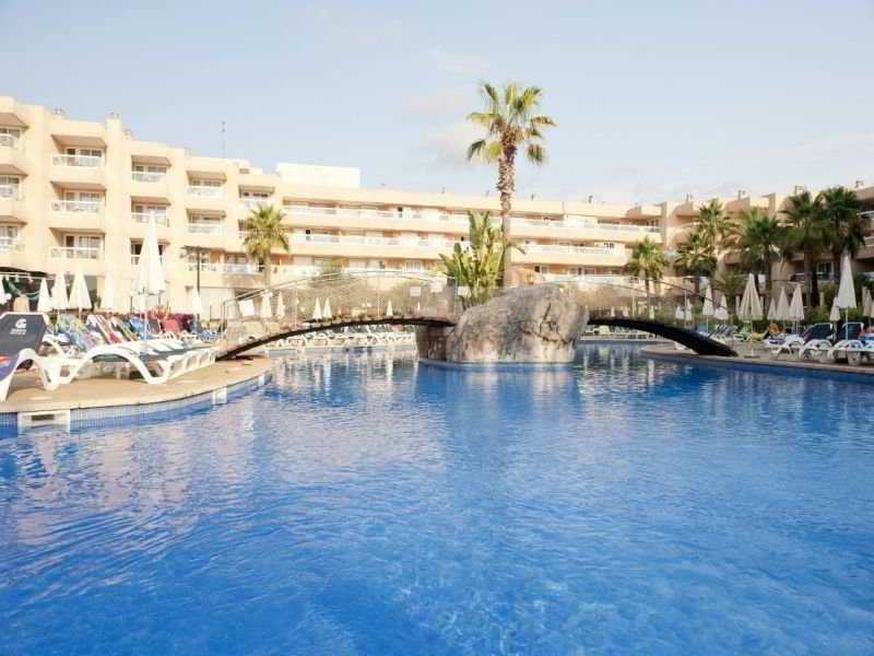 Tropic Garden Hotel & Apartments 5