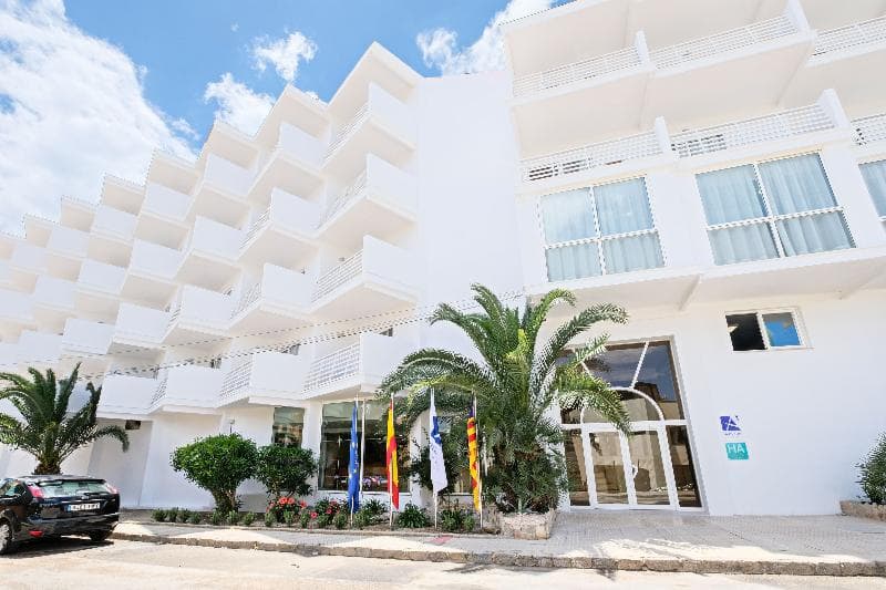 Azuline Hotel Palmanova Garden 3