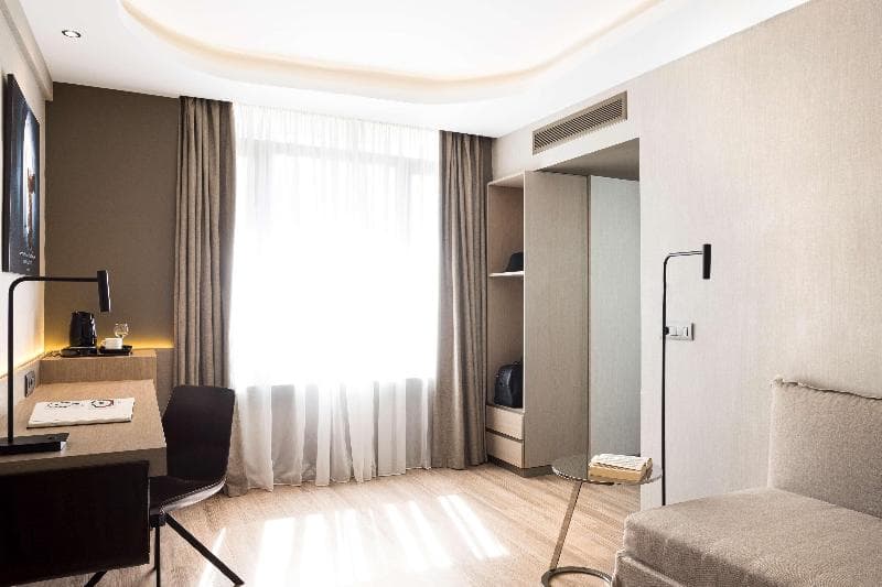 Radisson Blu Park Hotel Athens 4
