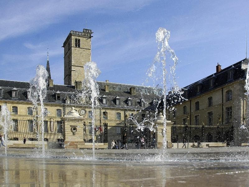 Grand Hotel La Cloche Dijon MGallery by Sofitel 3