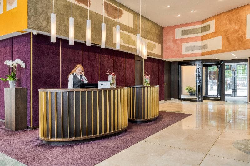 Crowne Plaza Brugge 4