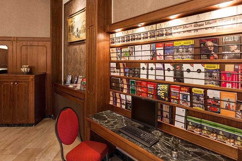 Centro National Frankfurt, Trademark Collection by Wyndham 3